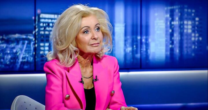 Kim jest Krystyna Aldridge Holc? Poznaj jej życie, rodzinę i historię rodzinną