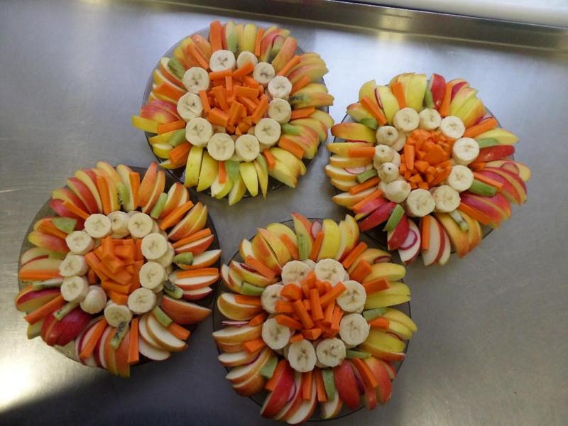 Zdrowe i proste przekąski dla dzieci w przedszkolu – jak zadowolić maluchy?