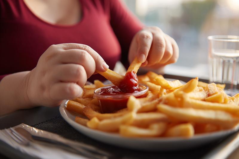 Fast foody w ciąży – czy wybór McDonald's i KFC to bezpieczna opcja?