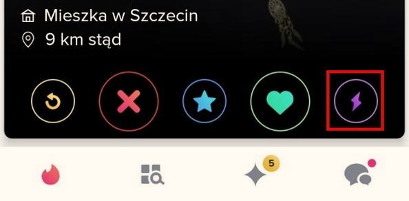 Jak zagadać na Tinderze: skuteczne teksty, które działają u dziewczyn i chłopaków