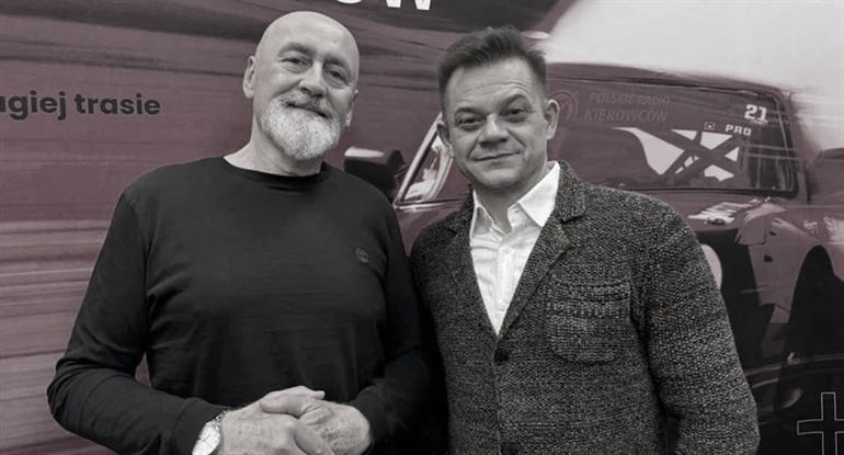 Kiedy facet udaje, że mu nie zależy? 7 sygnałów, które go zdradzają
