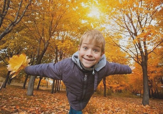 Weekend z dzieckiem jesienią – najlepsze miejsca i praktyczne porady