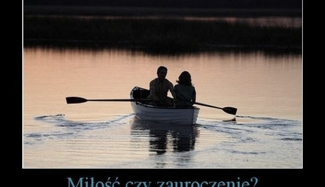 Kochać — znaczenie słowa, uczucia i różnica między miłością a zauroczeniem